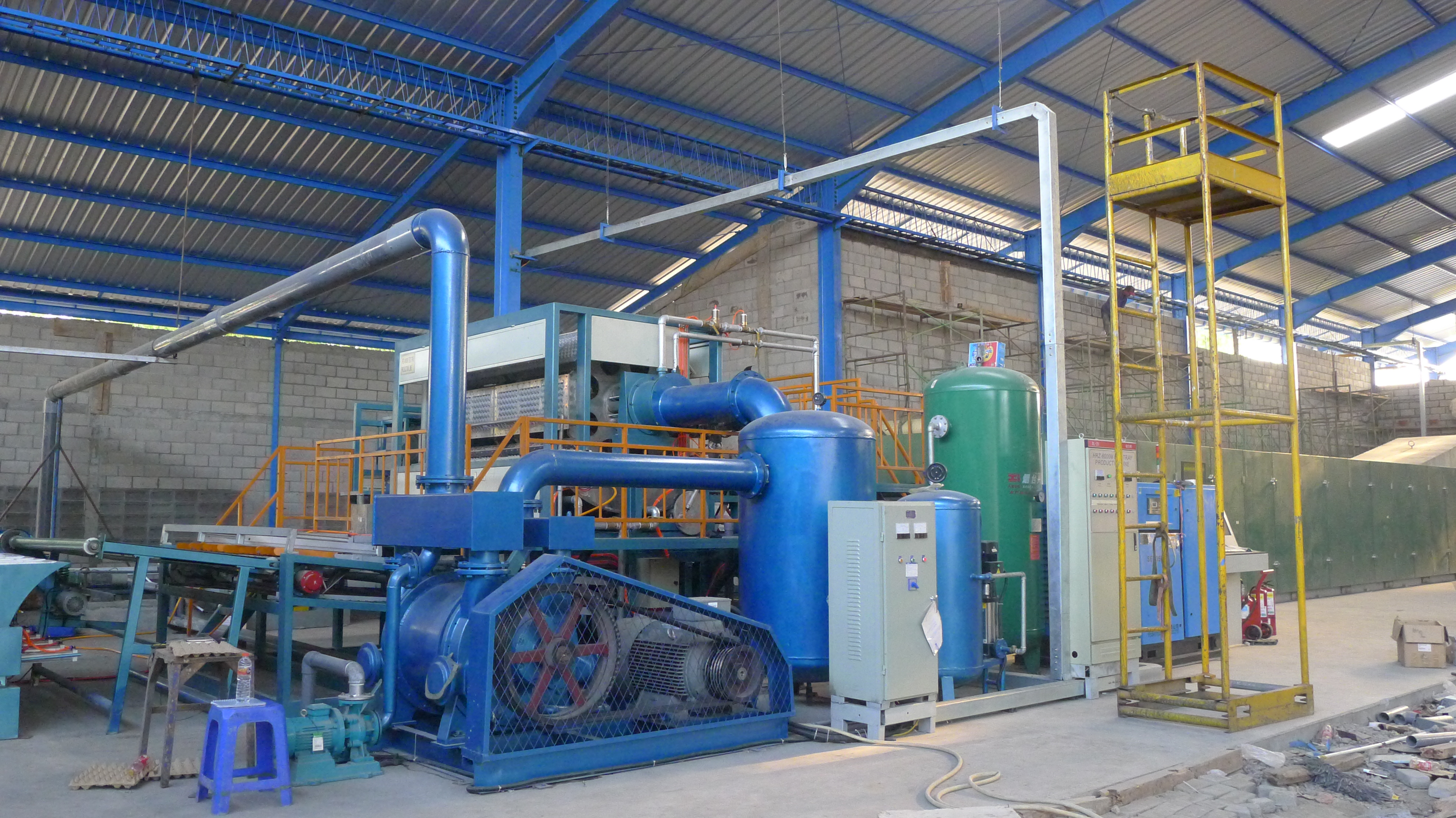 蛋托機(jī)、蛋托生產(chǎn)線(xiàn)、雞蛋托盤(pán)機(jī)，請(qǐng)致電宏潤(rùn)包裝